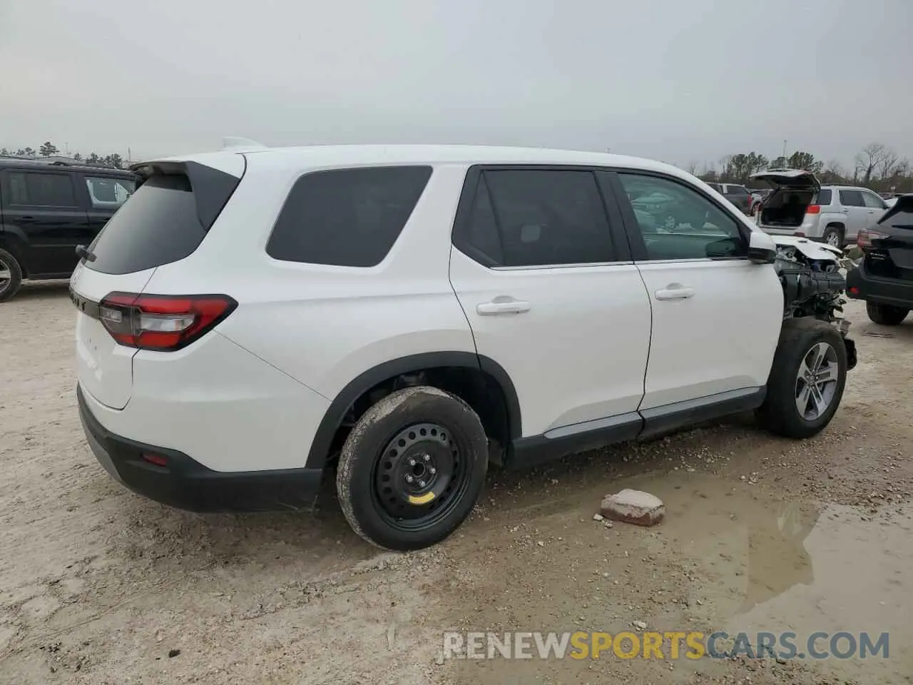 3 fotografías del automóvil dañado 5FNYG2H44SB003828 HONDA PILOT 2025