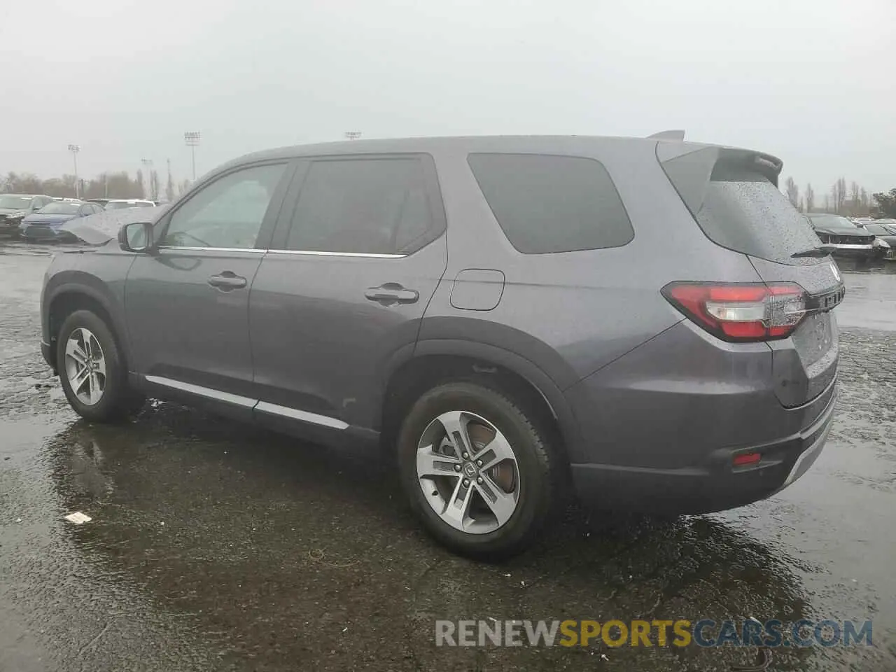 2 fotografías del automóvil dañado 5FNYG2H45SB007581 HONDA PILOT 2025
