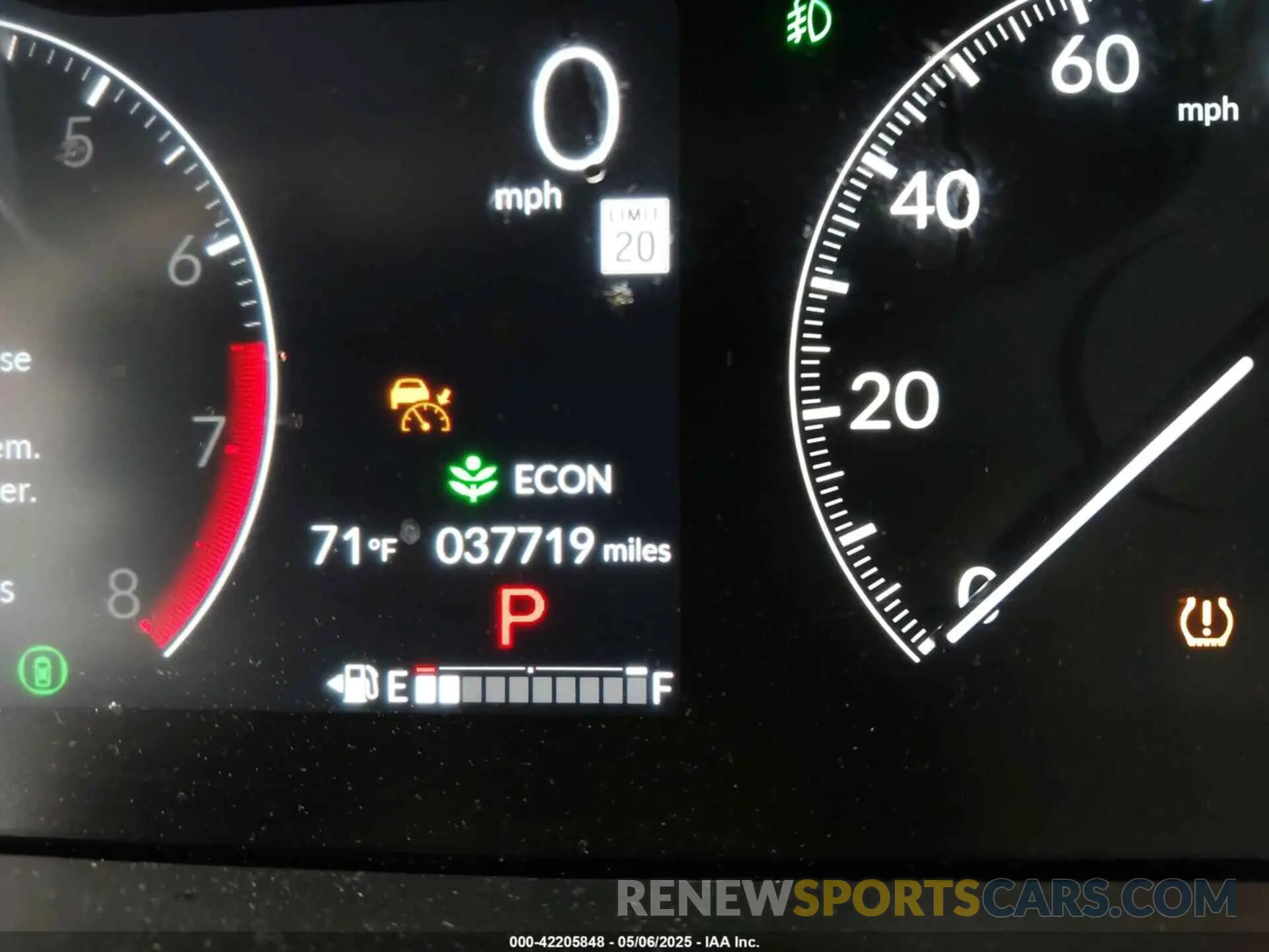 15 fotografías del automóvil dañado 5FNYG2H70SB011614 HONDA PILOT 2025