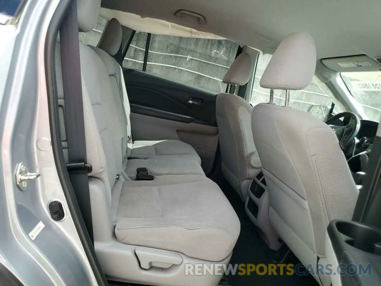 12 fotografías del automóvil dañado 5FNYF5H16GB050604 HONDA PILOT 2026