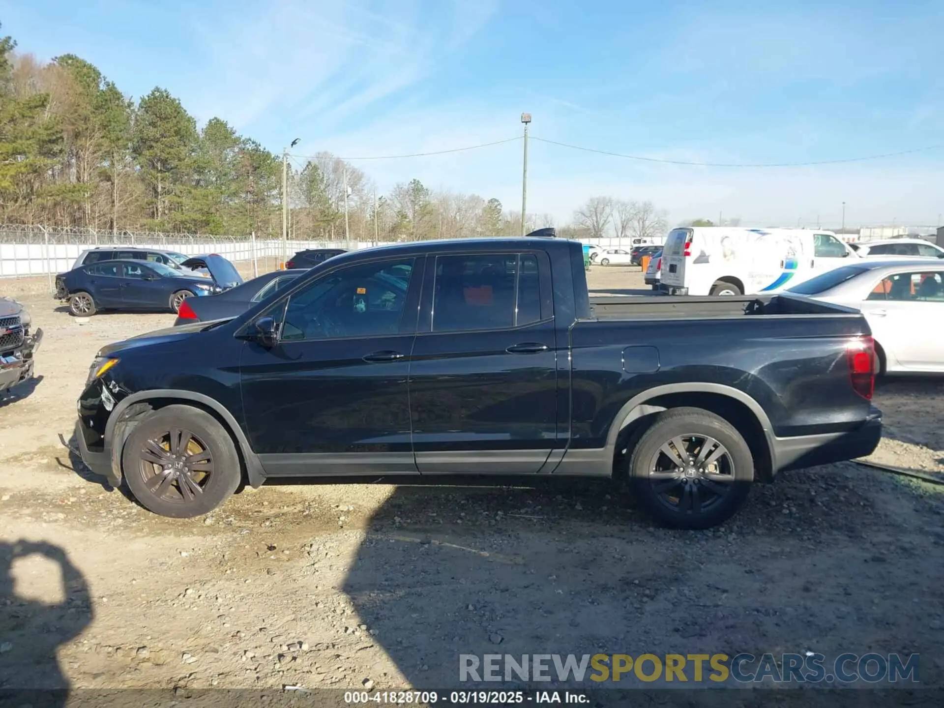 14 fotografías del automóvil dañado 5FPYK2F12KB007990 HONDA RIDGELINE 2019