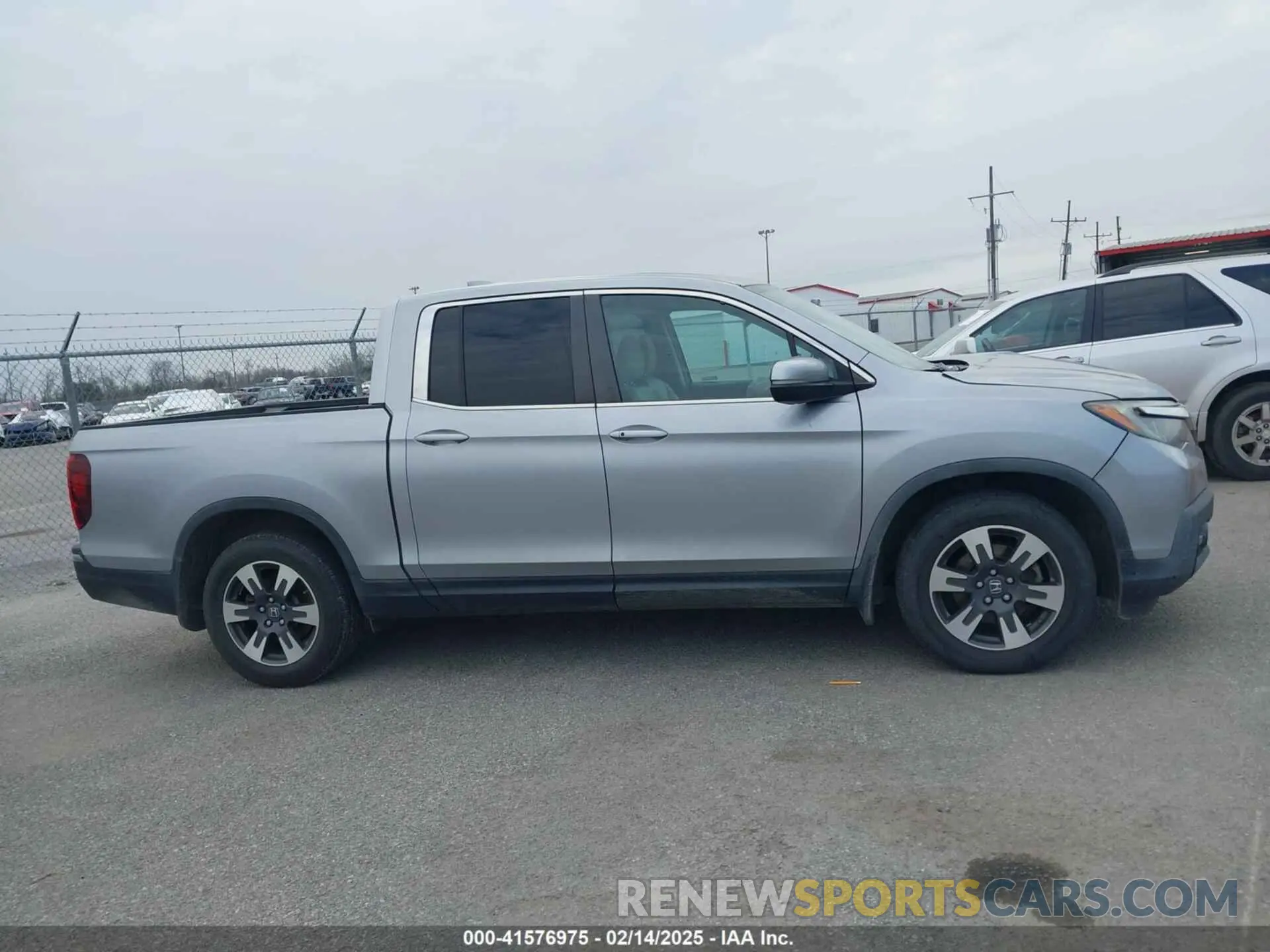 13 fotografías del automóvil dañado 5FPYK2F50KB004055 HONDA RIDGELINE 2019