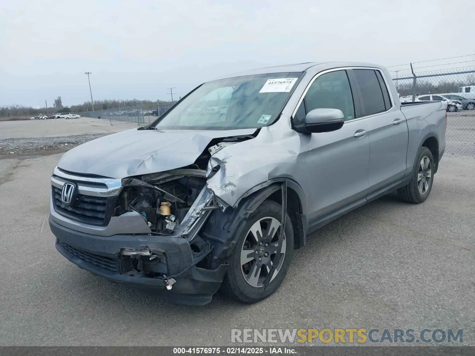 2 fotografías del automóvil dañado 5FPYK2F50KB004055 HONDA RIDGELINE 2019
