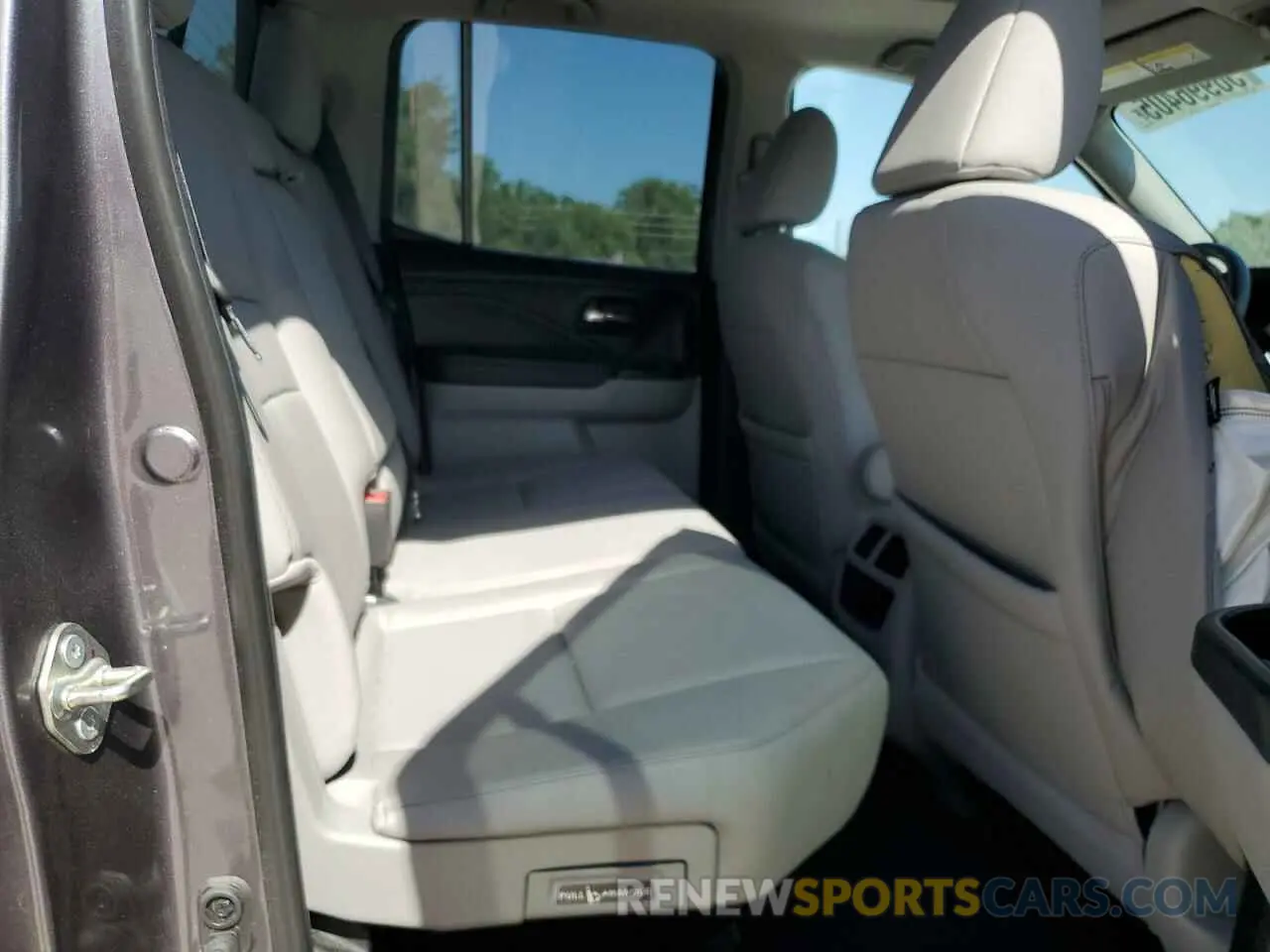 10 fotografías del automóvil dañado 5FPYK2F53KB008195 HONDA RIDGELINE 2019