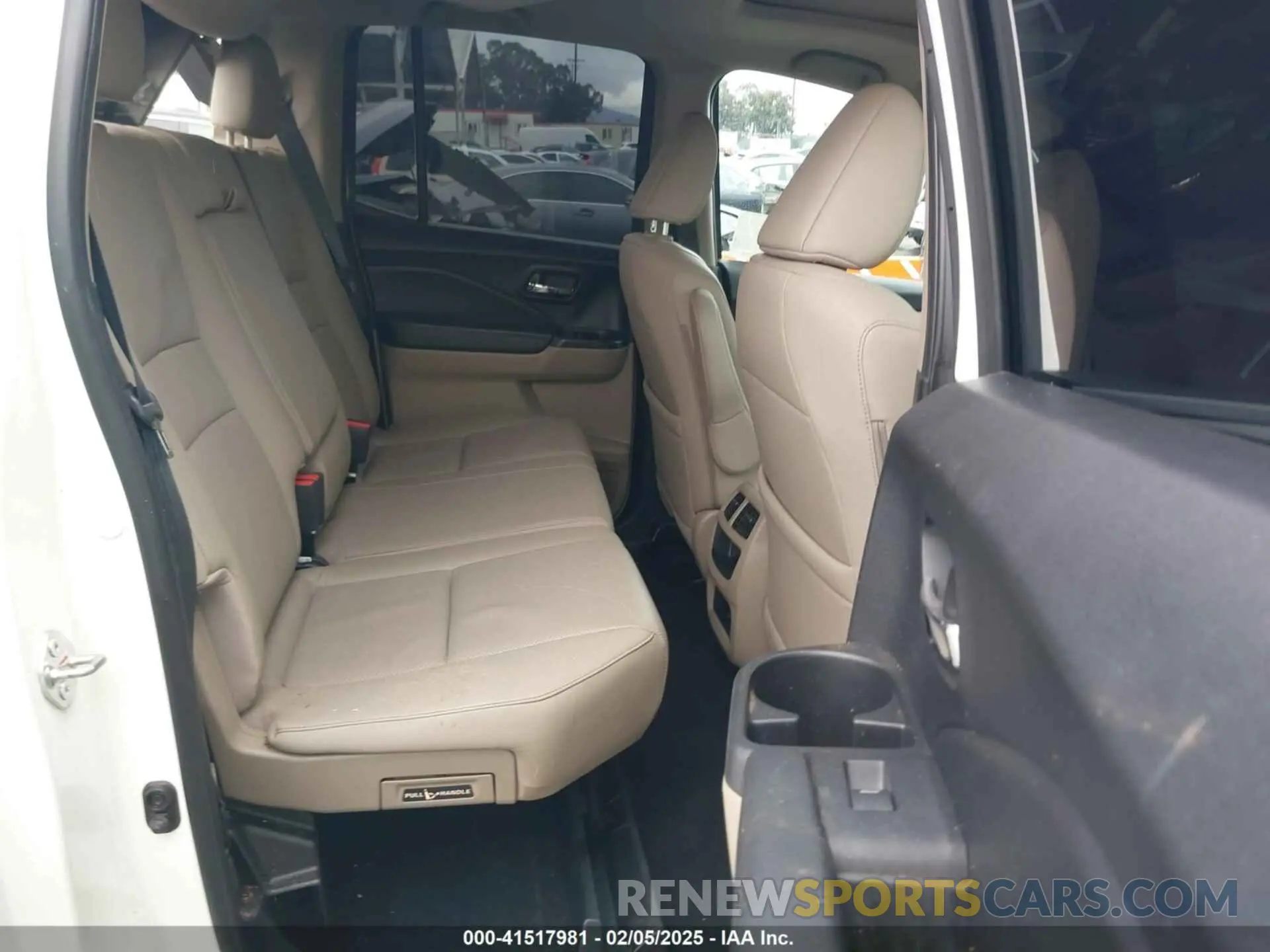 8 fotografías del automóvil dañado 5FPYK2F61KB000542 HONDA RIDGELINE 2019