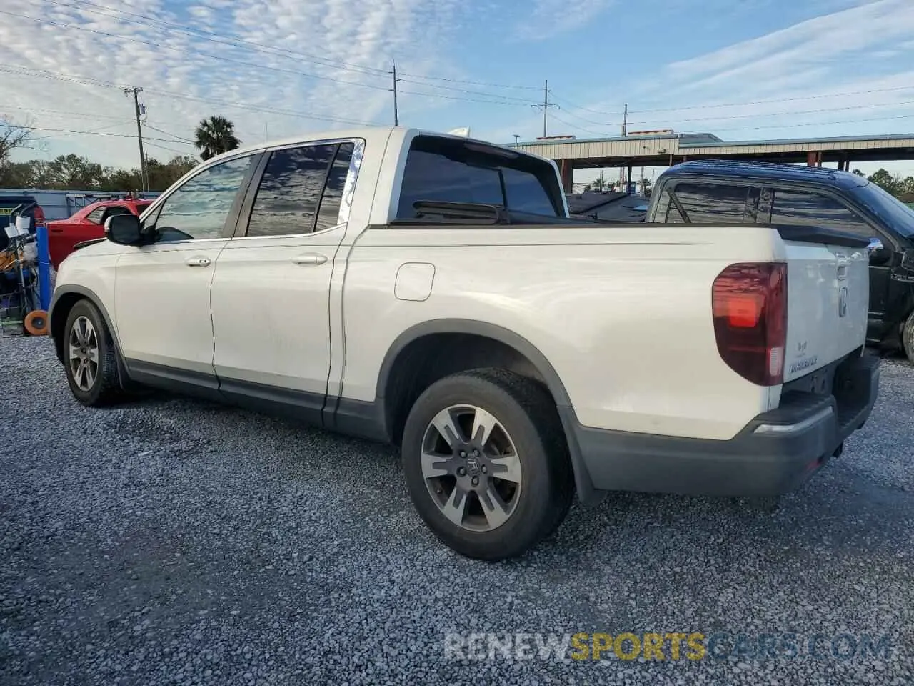 2 fotografías del automóvil dañado 5FPYK2F63KB002874 HONDA RIDGELINE 2019