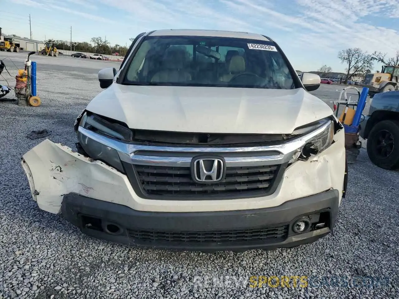 5 fotografías del automóvil dañado 5FPYK2F63KB002874 HONDA RIDGELINE 2019