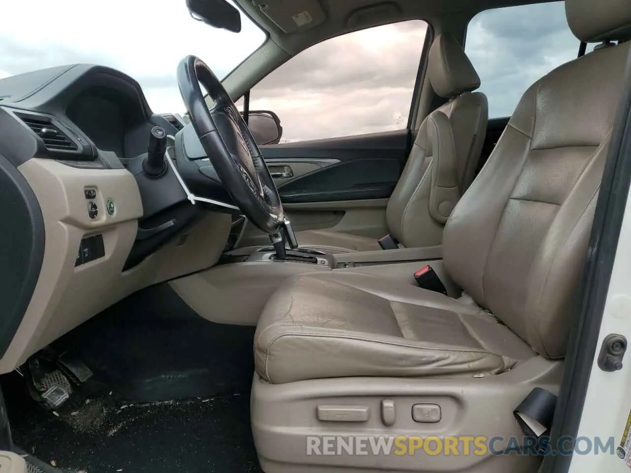 7 fotografías del automóvil dañado 5FPYK2F69KB000014 HONDA RIDGELINE 2019