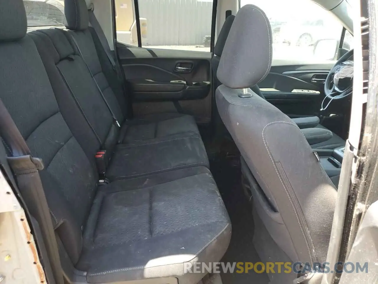 10 fotografías del automóvil dañado 5FPYK3F11KB045703 HONDA RIDGELINE 2019