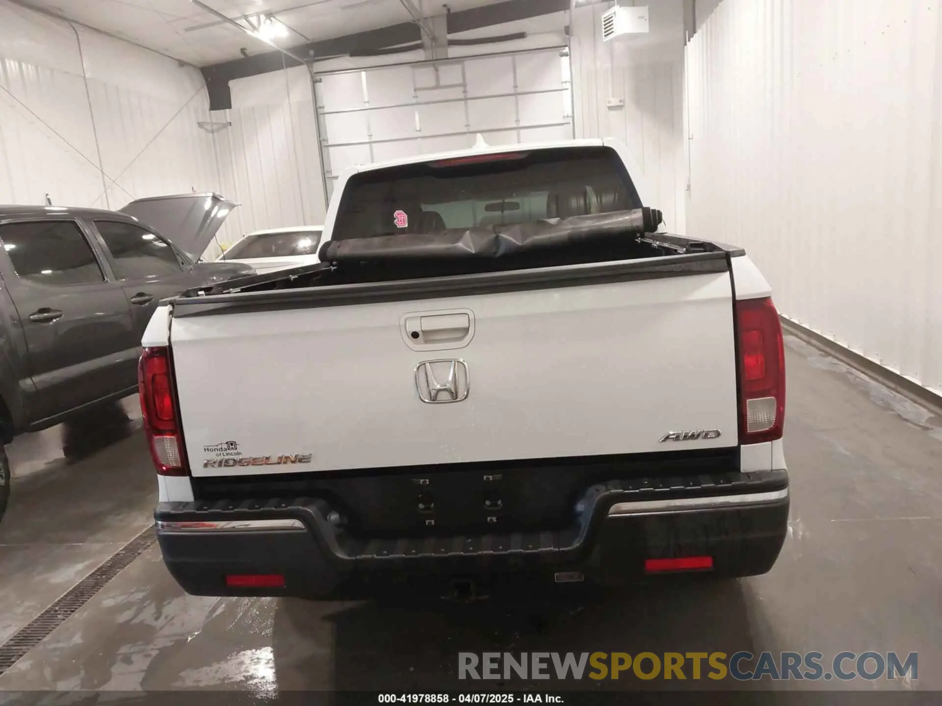 16 fotografías del automóvil dañado 5FPYK3F16KB042571 HONDA RIDGELINE 2019