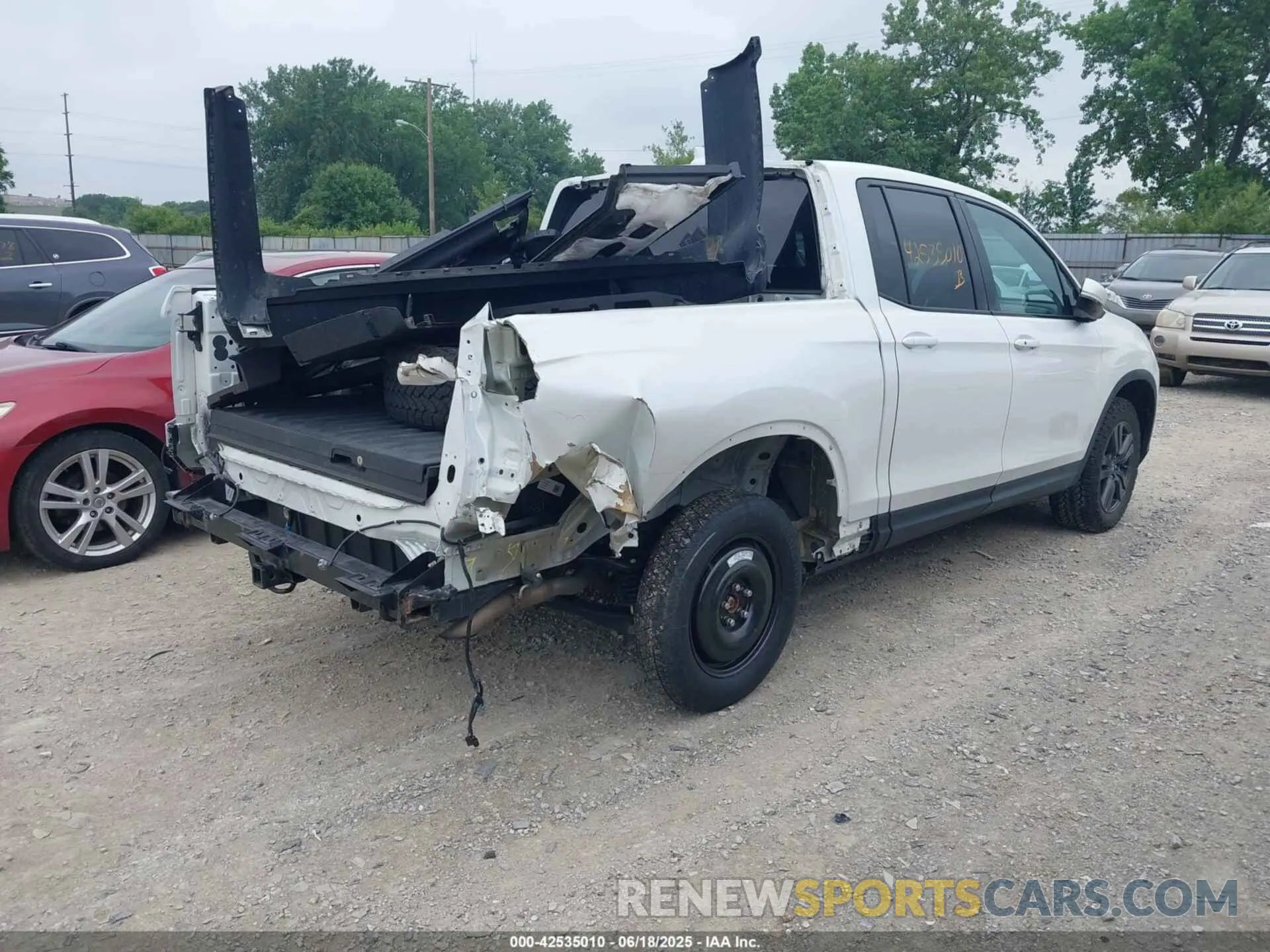 4 fotografías del automóvil dañado 5FPYK3F18KB046976 HONDA RIDGELINE 2019