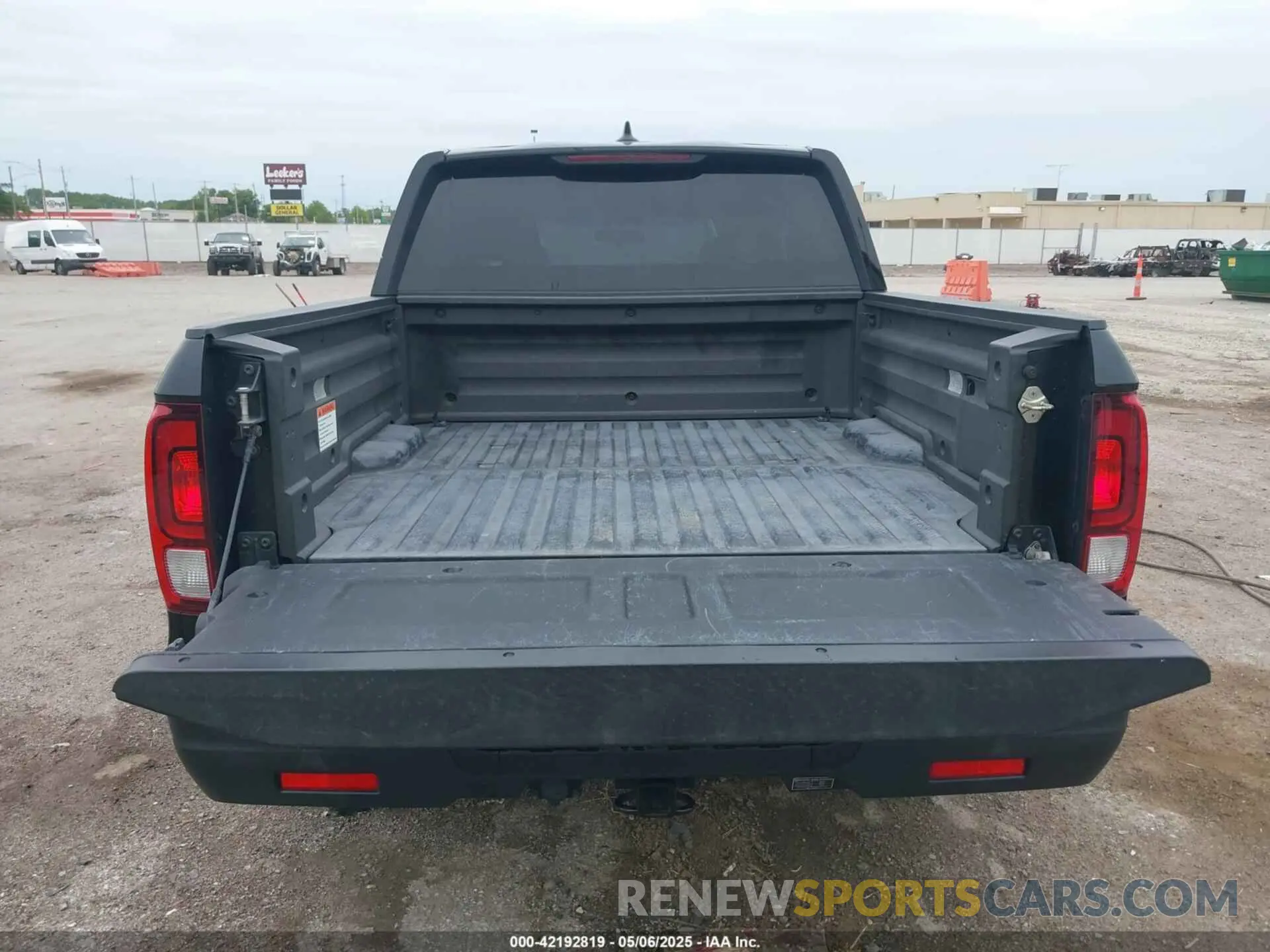 16 fotografías del automóvil dañado 5FPYK3F18KB047139 HONDA RIDGELINE 2019