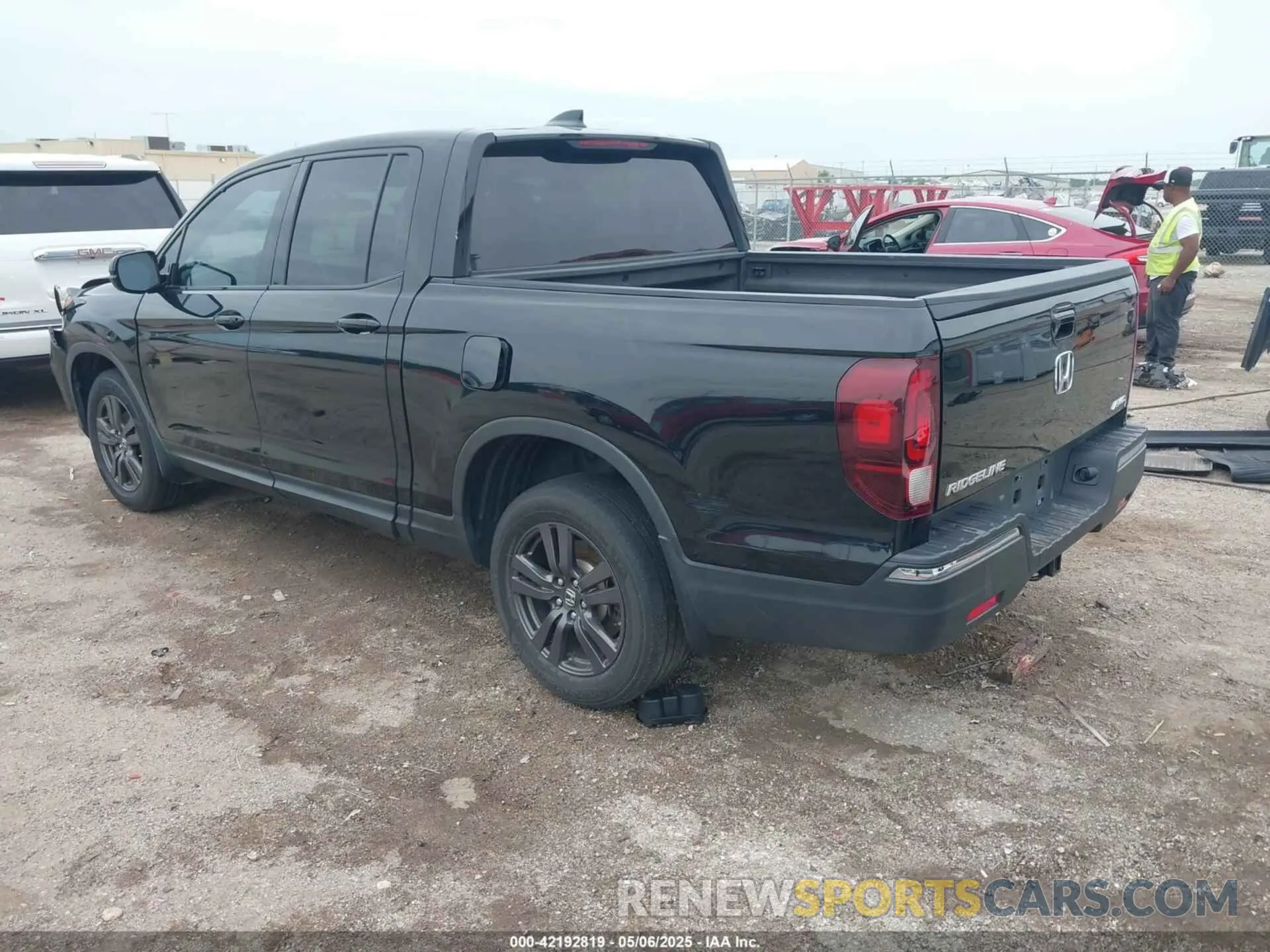 3 fotografías del automóvil dañado 5FPYK3F18KB047139 HONDA RIDGELINE 2019