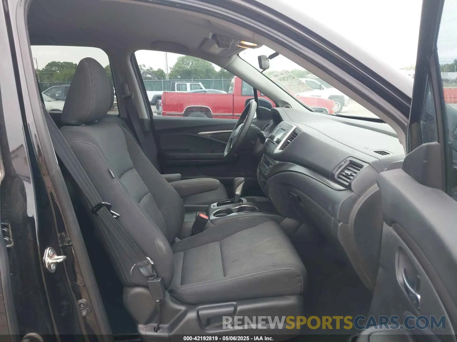 5 fotografías del automóvil dañado 5FPYK3F18KB047139 HONDA RIDGELINE 2019