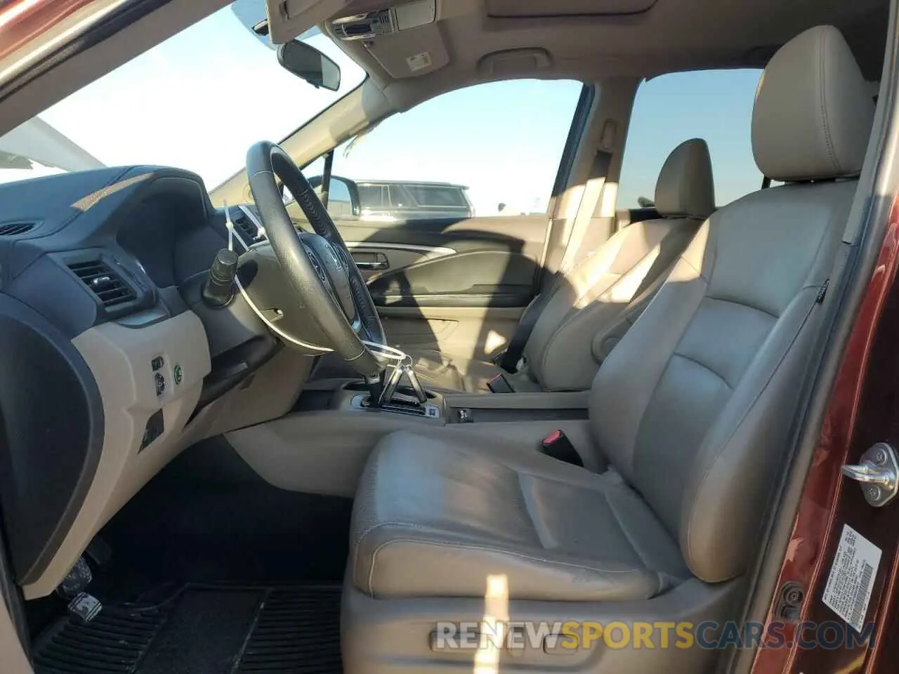 7 fotografías del automóvil dañado 5FPYK3F50KB039815 HONDA RIDGELINE 2019