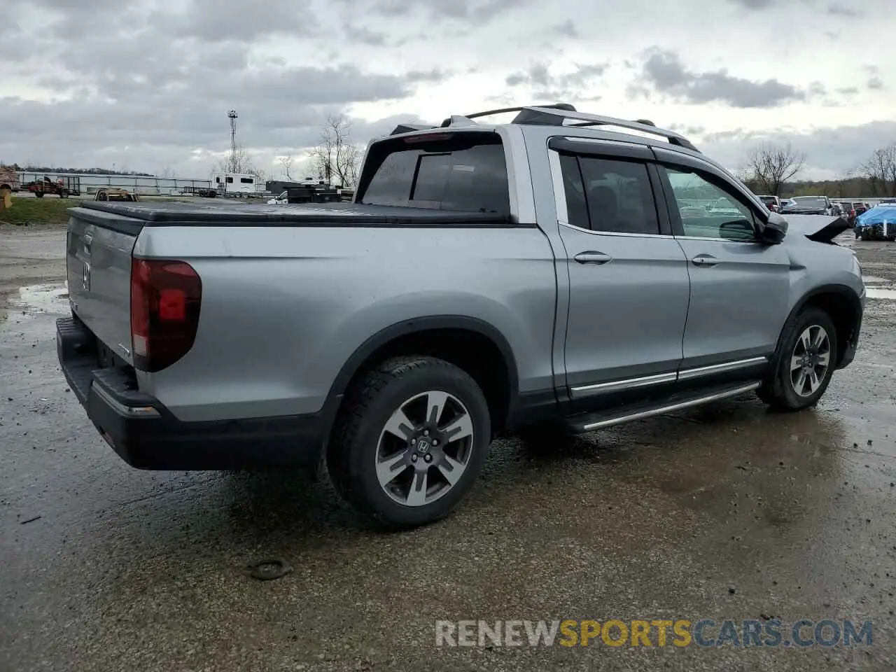 3 fotografías del automóvil dañado 5FPYK3F57KB014653 HONDA RIDGELINE 2019