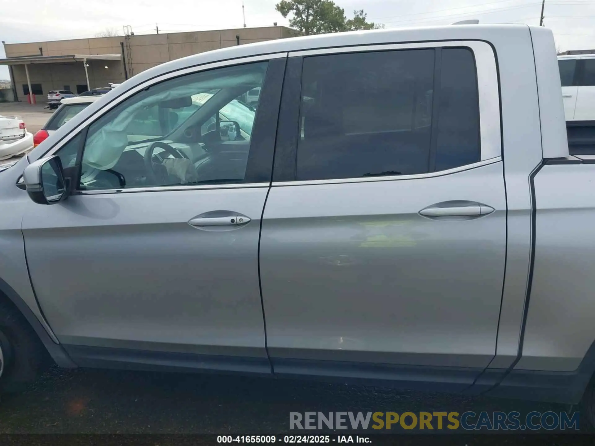 14 fotografías del automóvil dañado 5FPYK3F61KB035166 HONDA RIDGELINE 2019