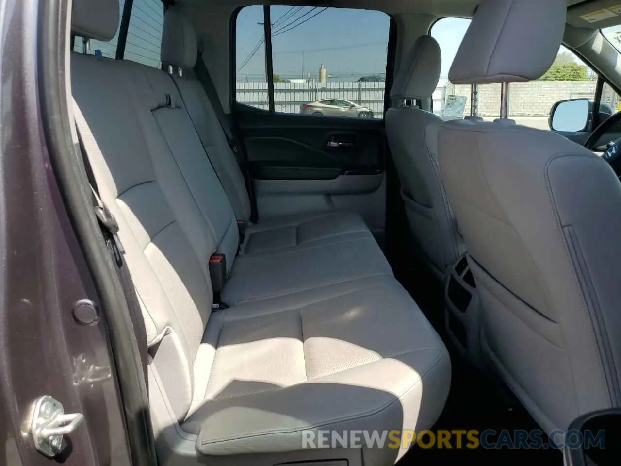 10 fotografías del automóvil dañado 5FPYK3F73KB016675 HONDA RIDGELINE 2019