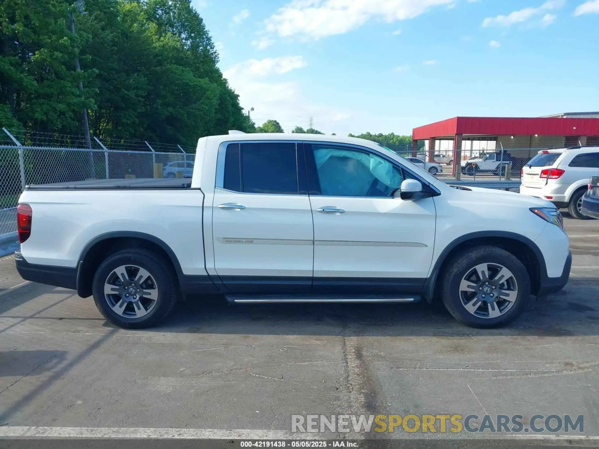 13 fotografías del automóvil dañado 5FPYK3F74KB006804 HONDA RIDGELINE 2019