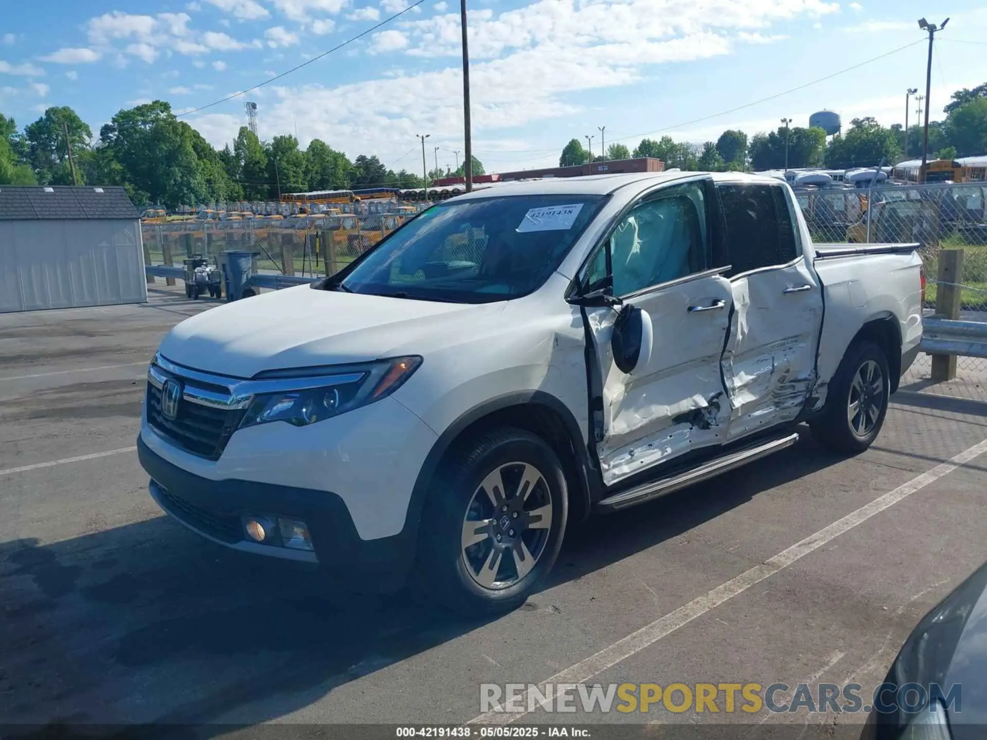 2 fotografías del automóvil dañado 5FPYK3F74KB006804 HONDA RIDGELINE 2019