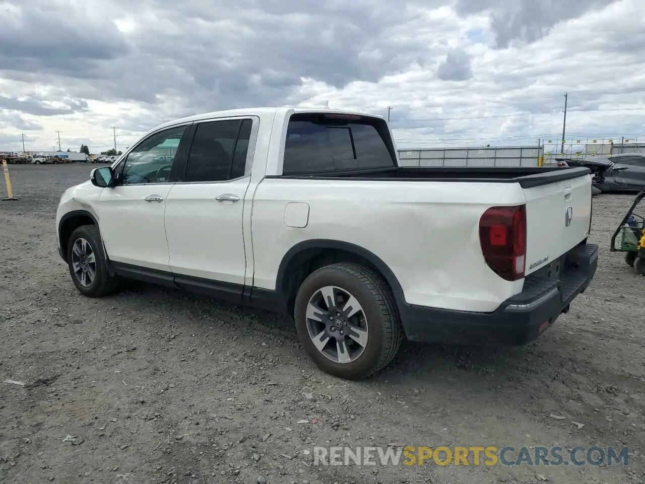 2 fotografías del automóvil dañado 5FPYK3F74KB039057 HONDA RIDGELINE 2019
