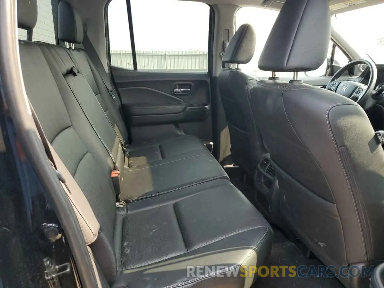 10 fotografías del automóvil dañado 5FPYK3F75KB030271 HONDA RIDGELINE 2019