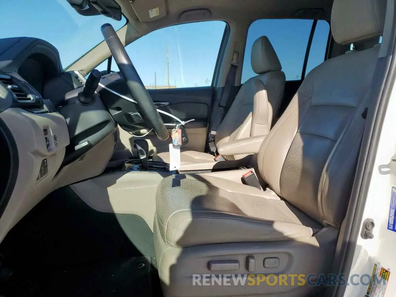 7 fotografías del automóvil dañado 5FPYK3F7XKB002241 HONDA RIDGELINE 2019