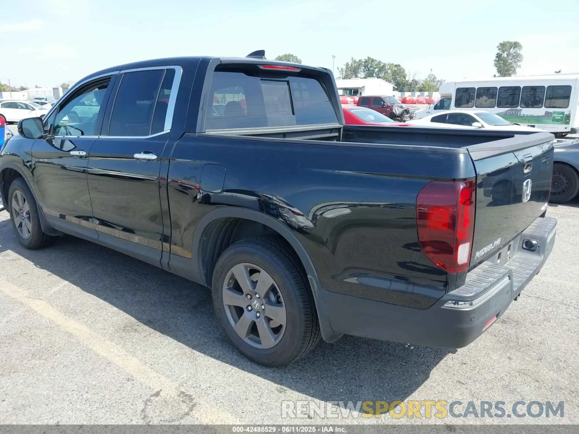 3 fotografías del automóvil dañado 5FPYK3F70LB009376 HONDA RIDGELINE 2020
