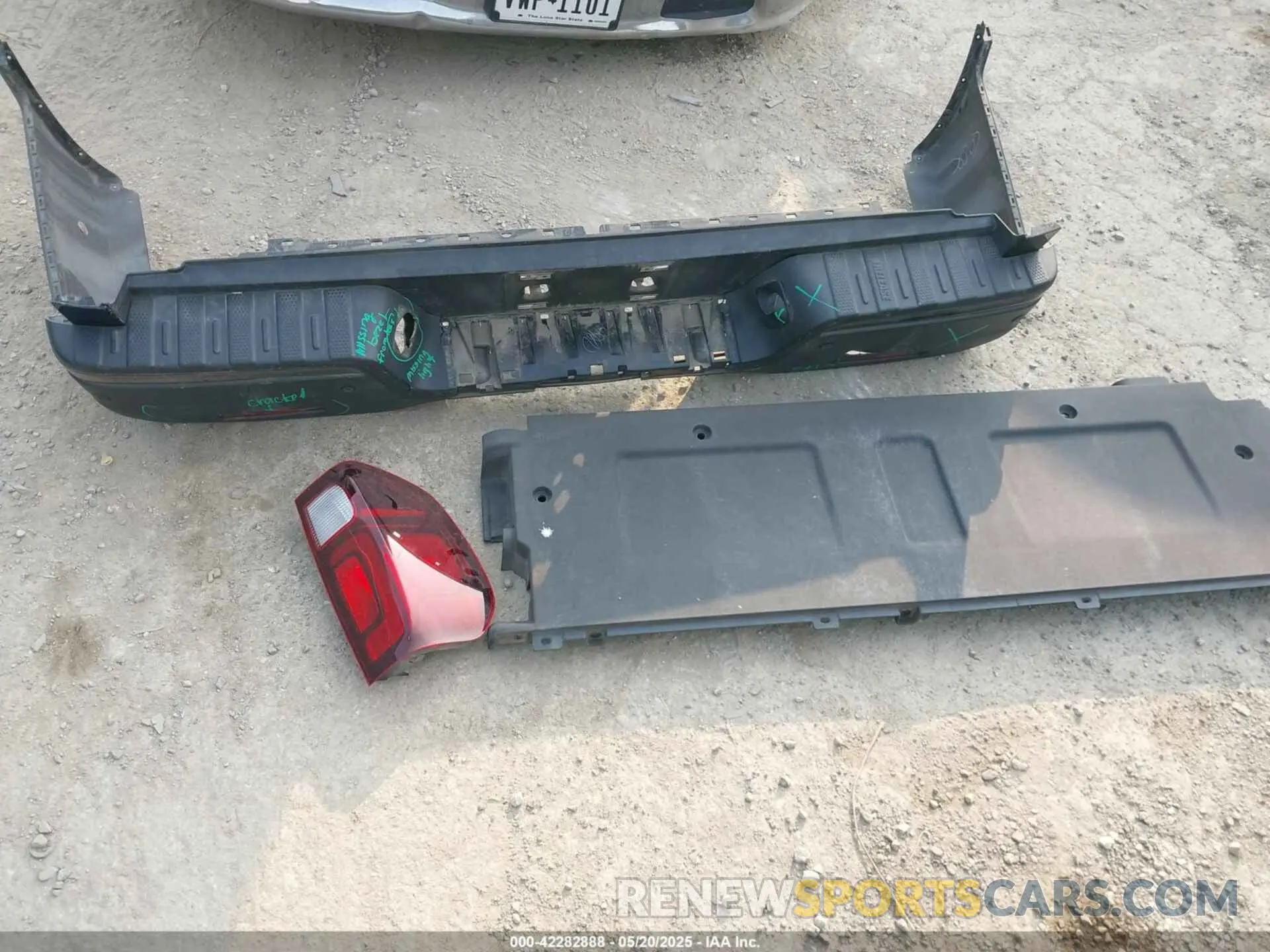 12 fotografías del automóvil dañado 5FPYK3F87LB026779 HONDA RIDGELINE 2020