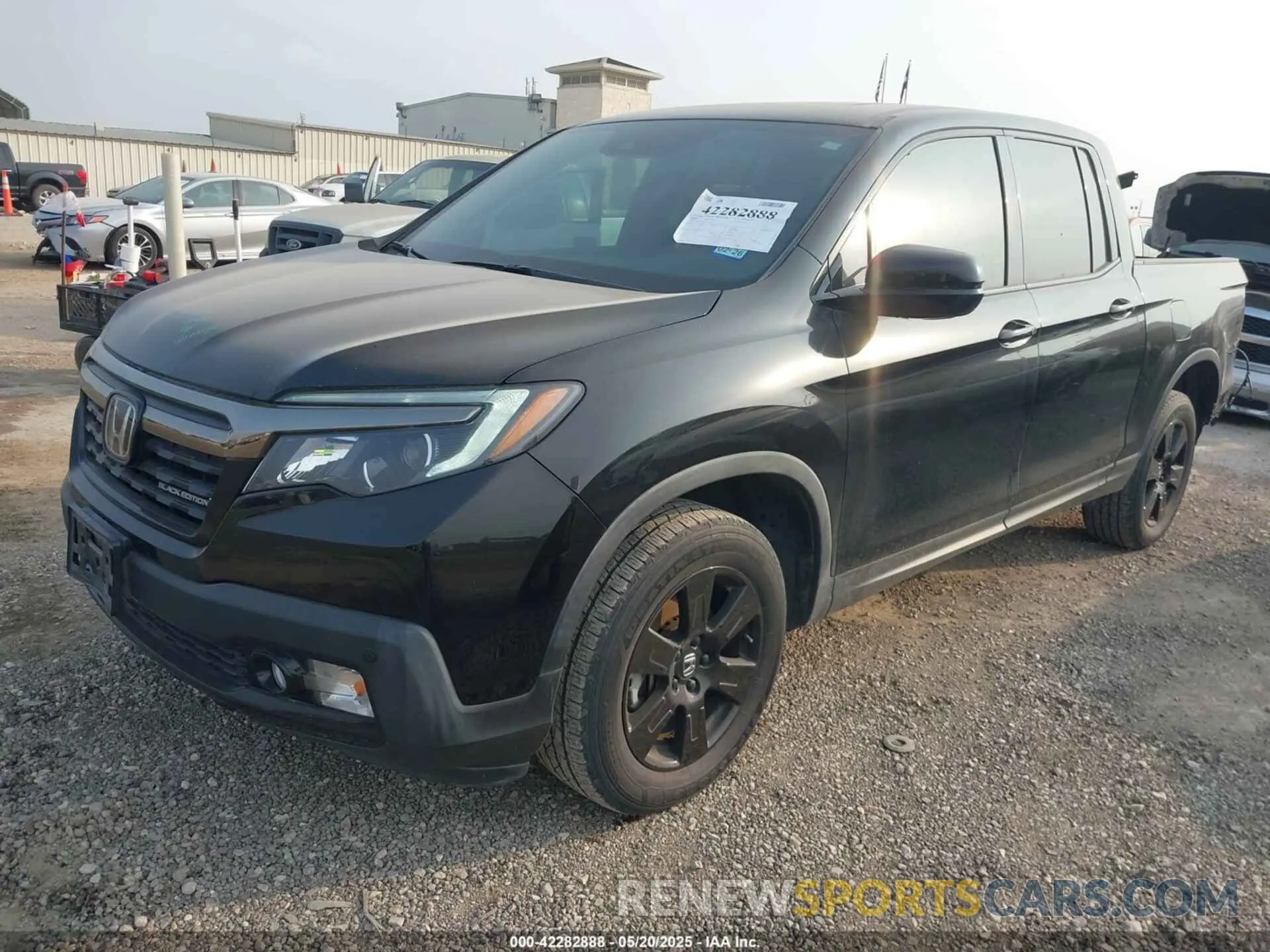 2 fotografías del automóvil dañado 5FPYK3F87LB026779 HONDA RIDGELINE 2020
