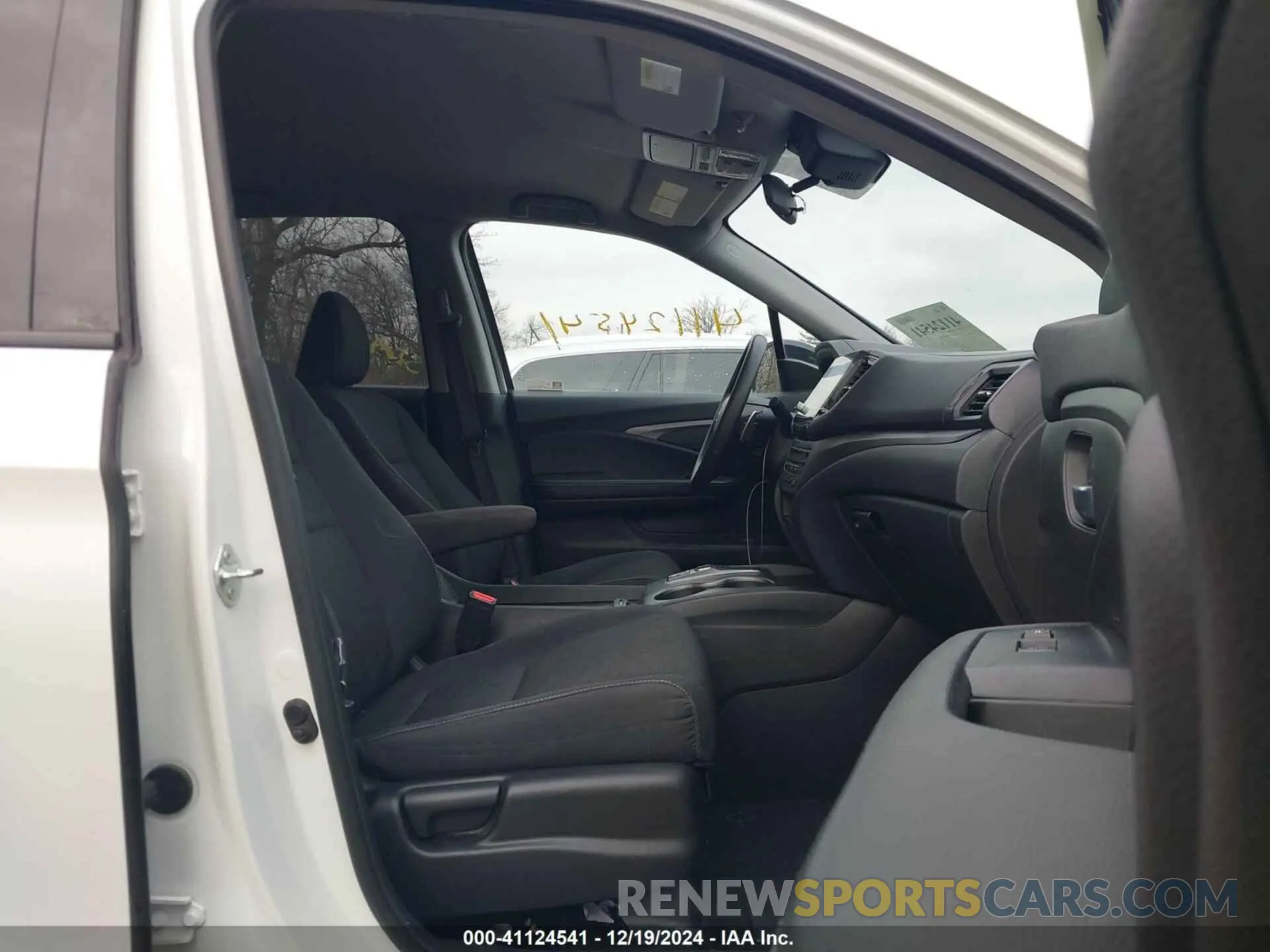 5 fotografías del automóvil dañado 5FPYK3F15MB005188 HONDA RIDGELINE 2021