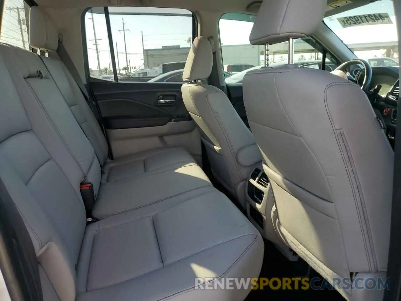 10 fotografías del automóvil dañado 5FPYK3F53MB019934 HONDA RIDGELINE 2021