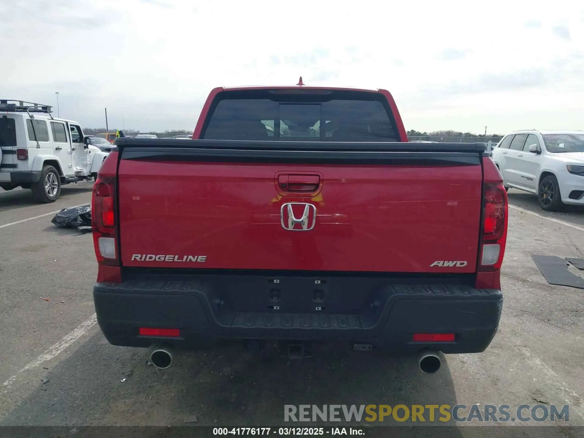 16 fotografías del automóvil dañado 5FPYK3F54MB014502 HONDA RIDGELINE 2021