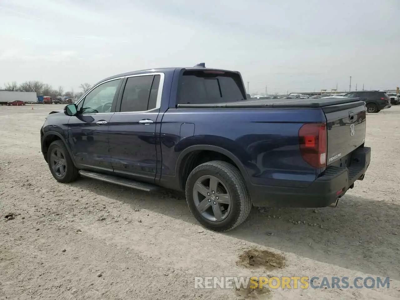 2 fotografías del automóvil dañado 5FPYK3F7XMB022704 HONDA RIDGELINE 2021