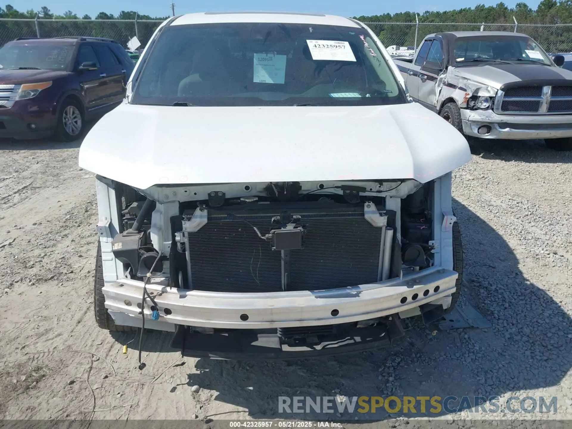 12 fotografías del automóvil dañado 5FPYK3F51NB025152 HONDA RIDGELINE 2022