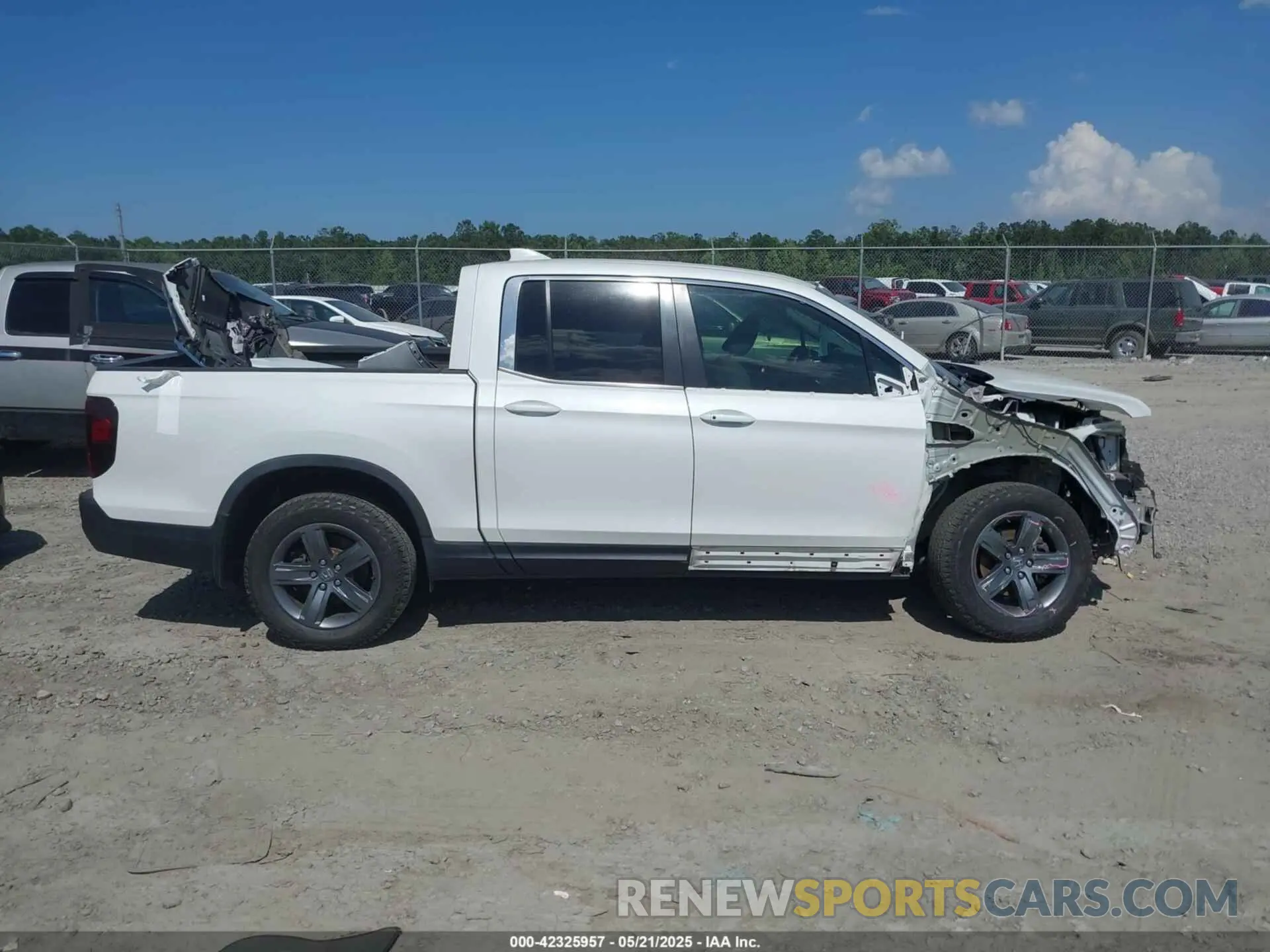 13 fotografías del automóvil dañado 5FPYK3F51NB025152 HONDA RIDGELINE 2022