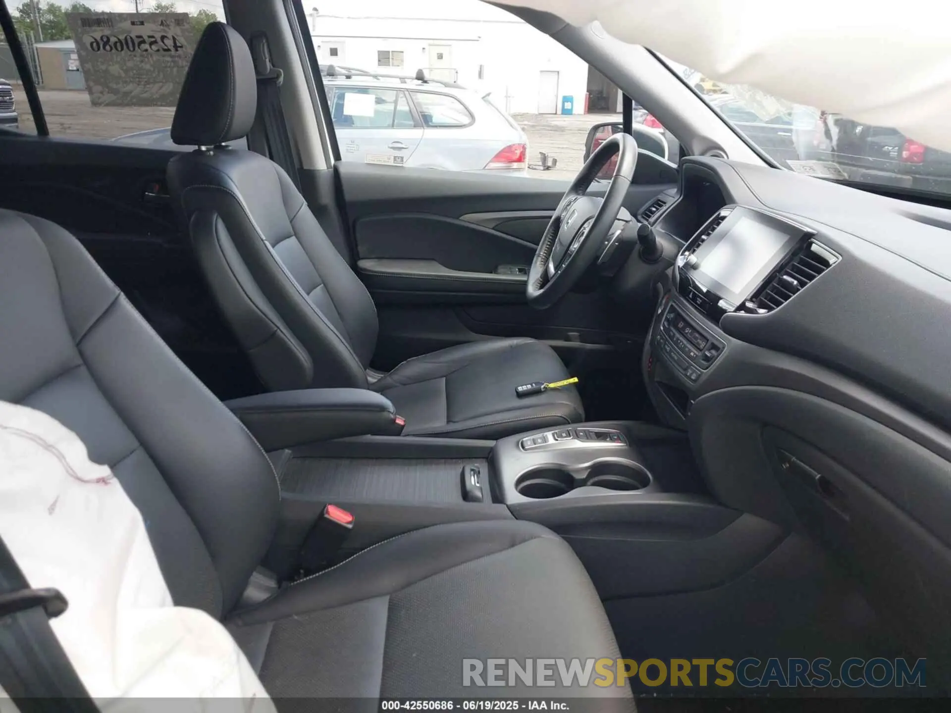 5 fotografías del automóvil dañado 5FPYK3F55NB005809 HONDA RIDGELINE 2022