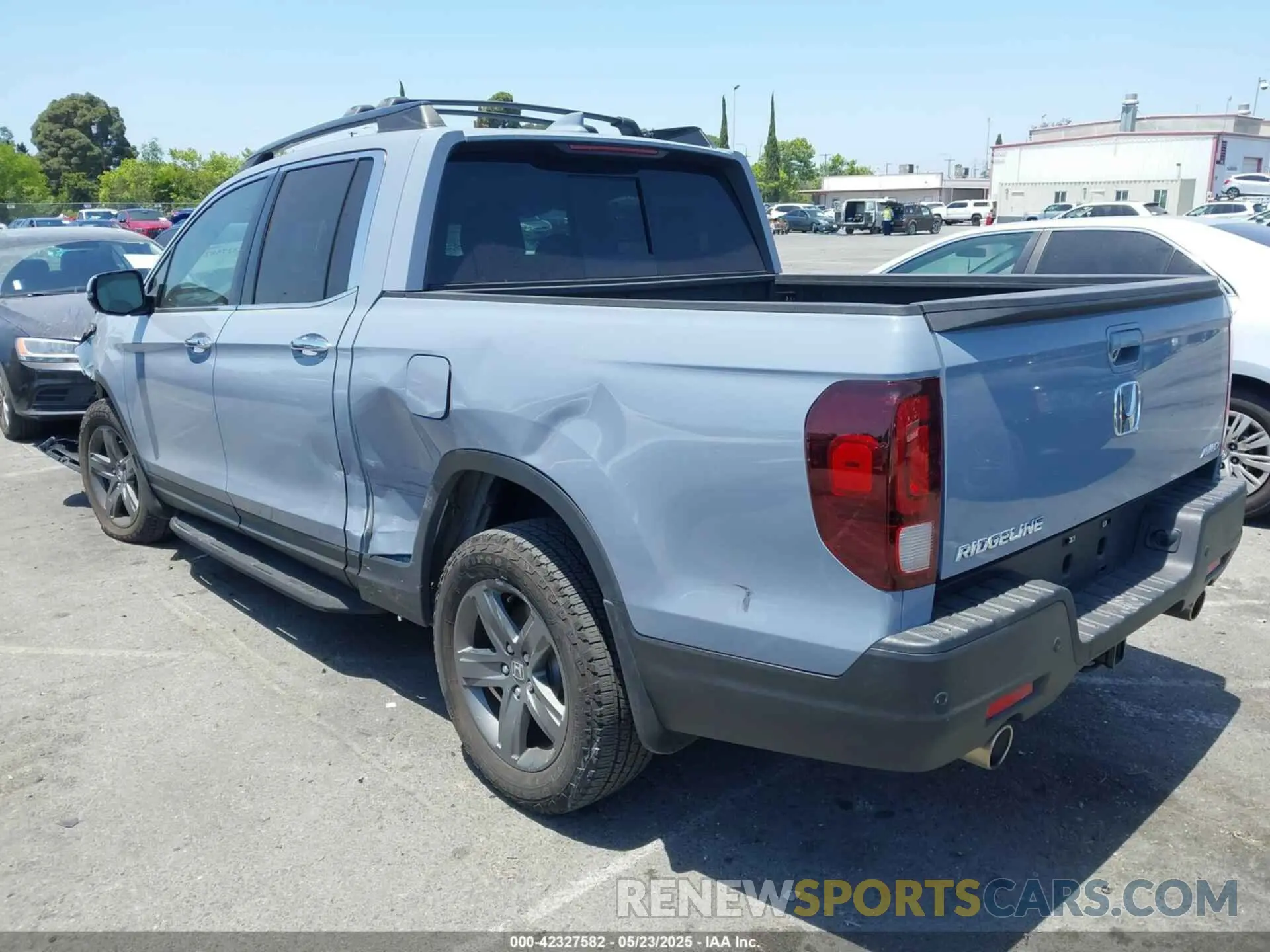 3 fotografías del automóvil dañado 5FPYK3F76NB019199 HONDA RIDGELINE 2022