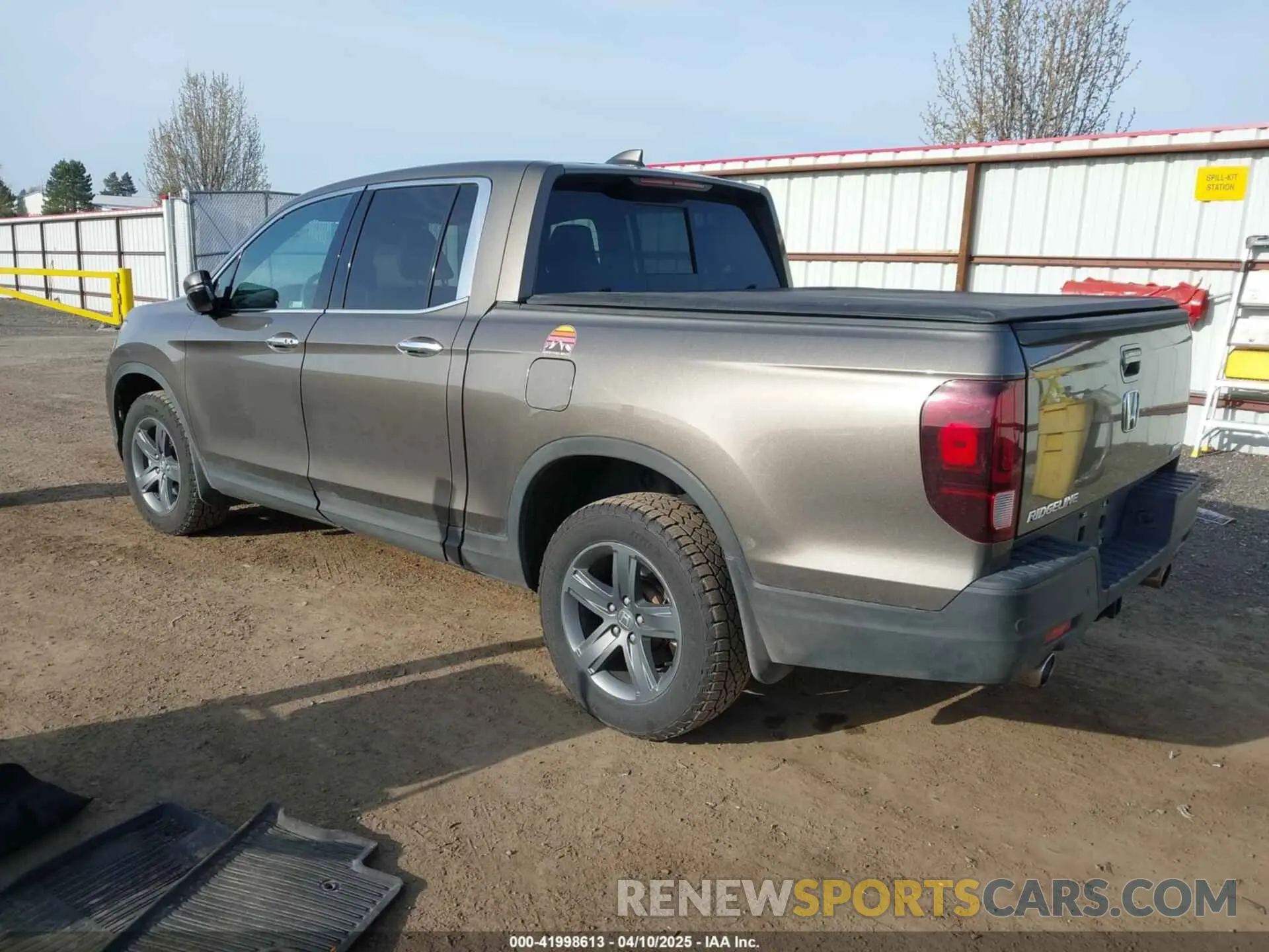 3 fotografías del automóvil dañado 5FPYK3F7XNB024552 HONDA RIDGELINE 2022