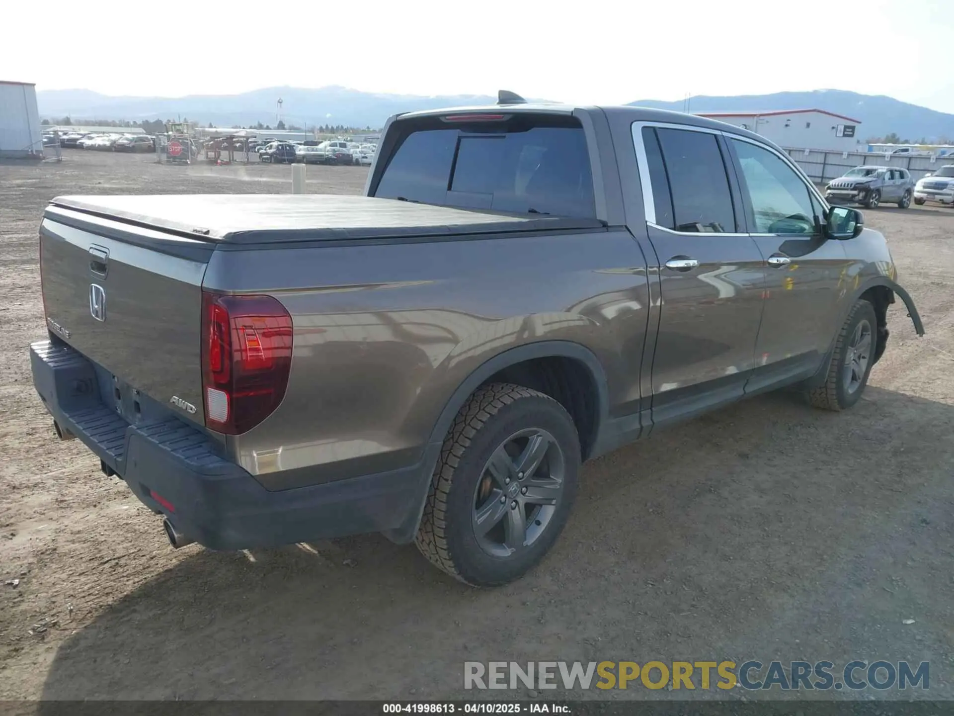 4 fotografías del automóvil dañado 5FPYK3F7XNB024552 HONDA RIDGELINE 2022