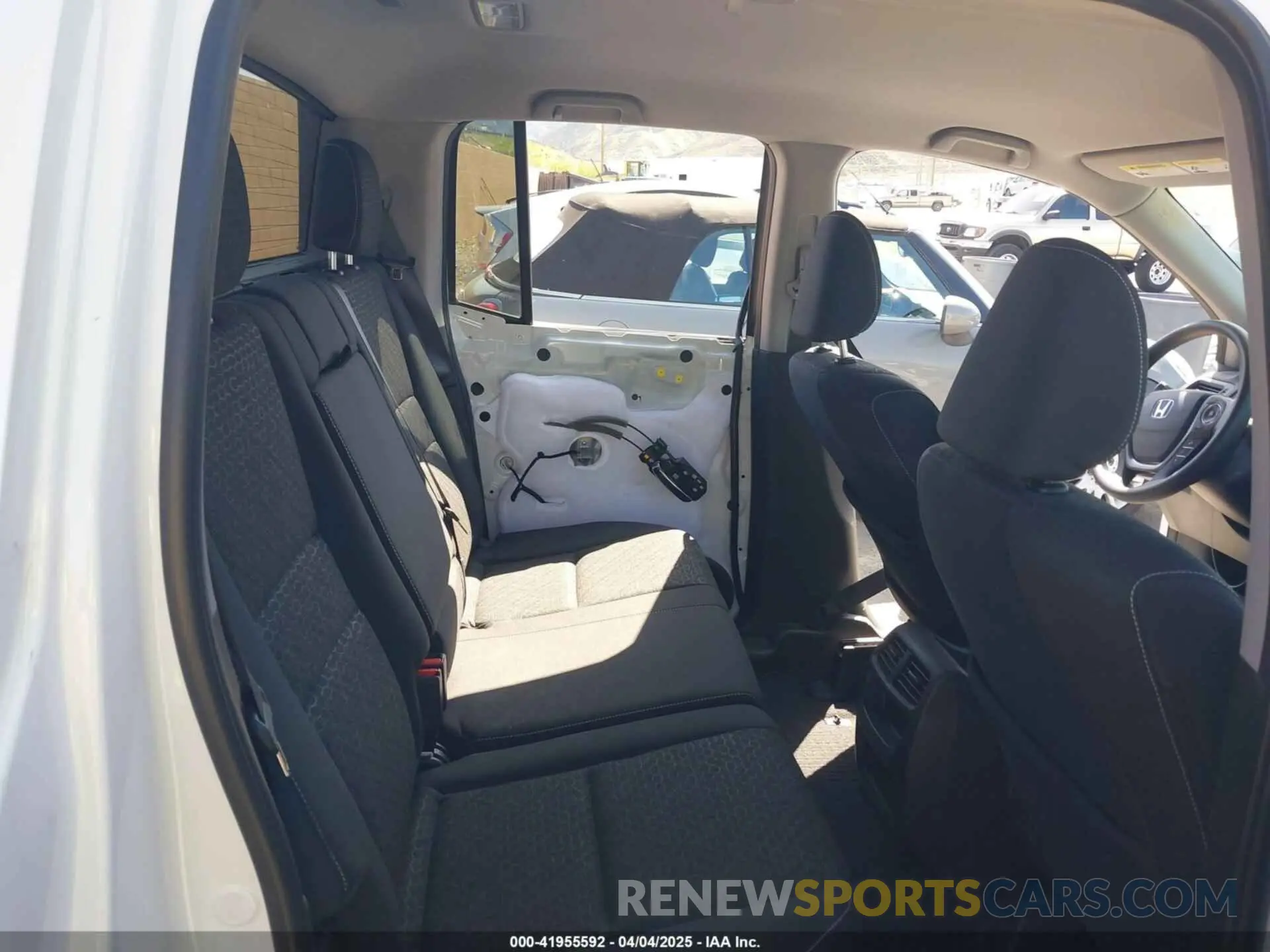 8 fotografías del automóvil dañado 5FPYK3F13PB060341 HONDA RIDGELINE 2023