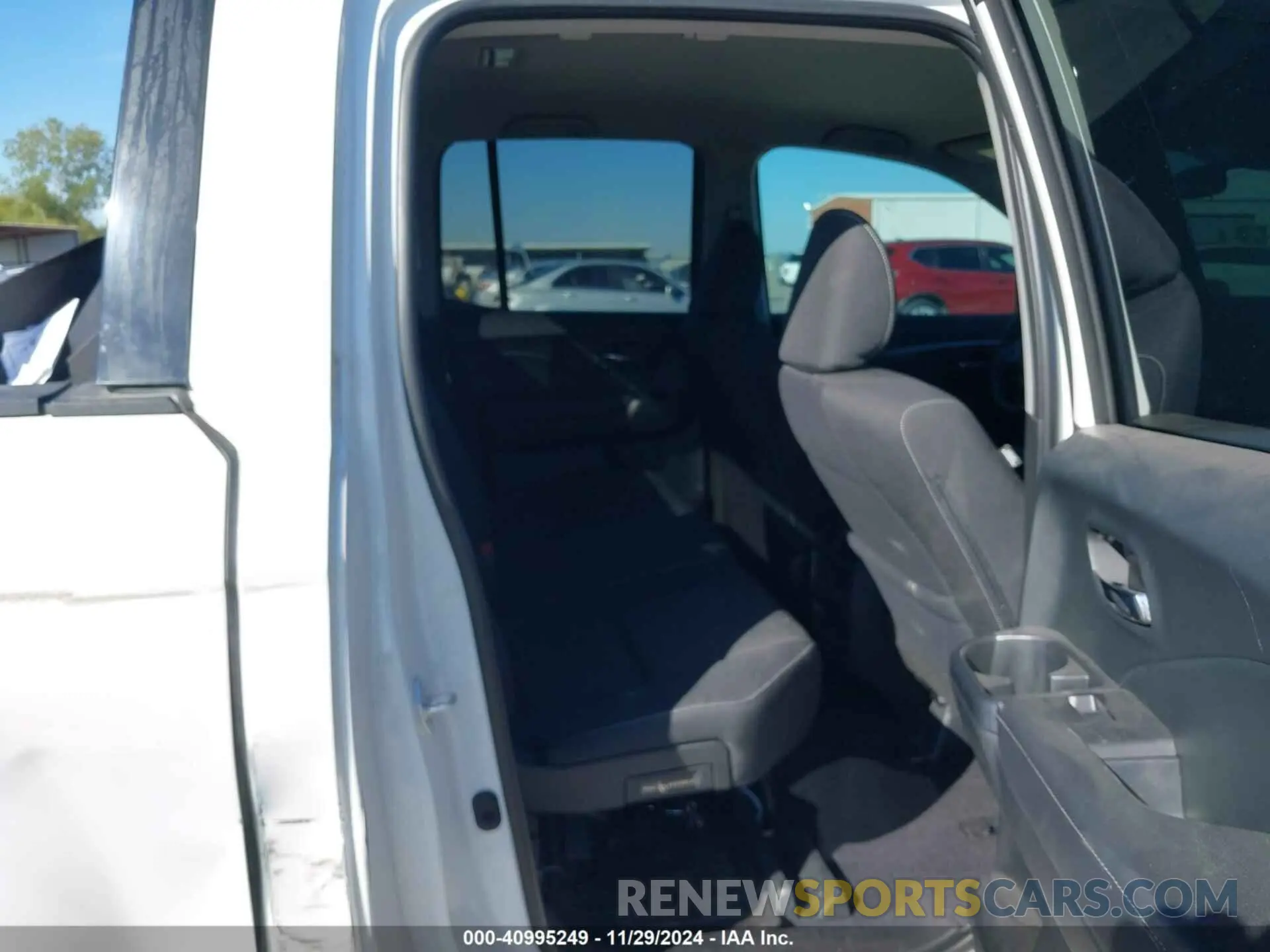 8 fotografías del automóvil dañado 5FPYK3F14PB041099 HONDA RIDGELINE 2023