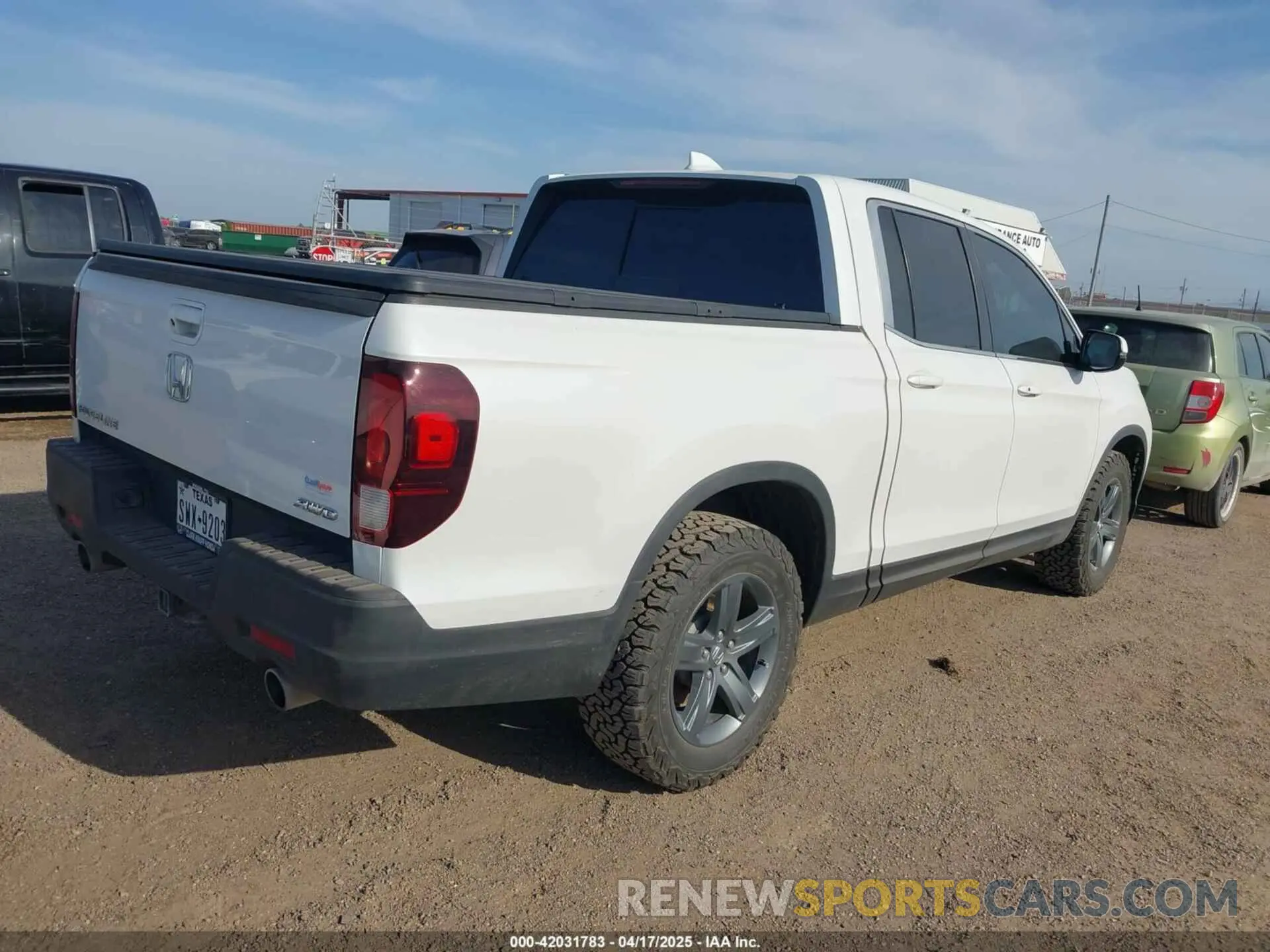 4 fotografías del automóvil dañado 5FPYK3F51PB028295 HONDA RIDGELINE 2023
