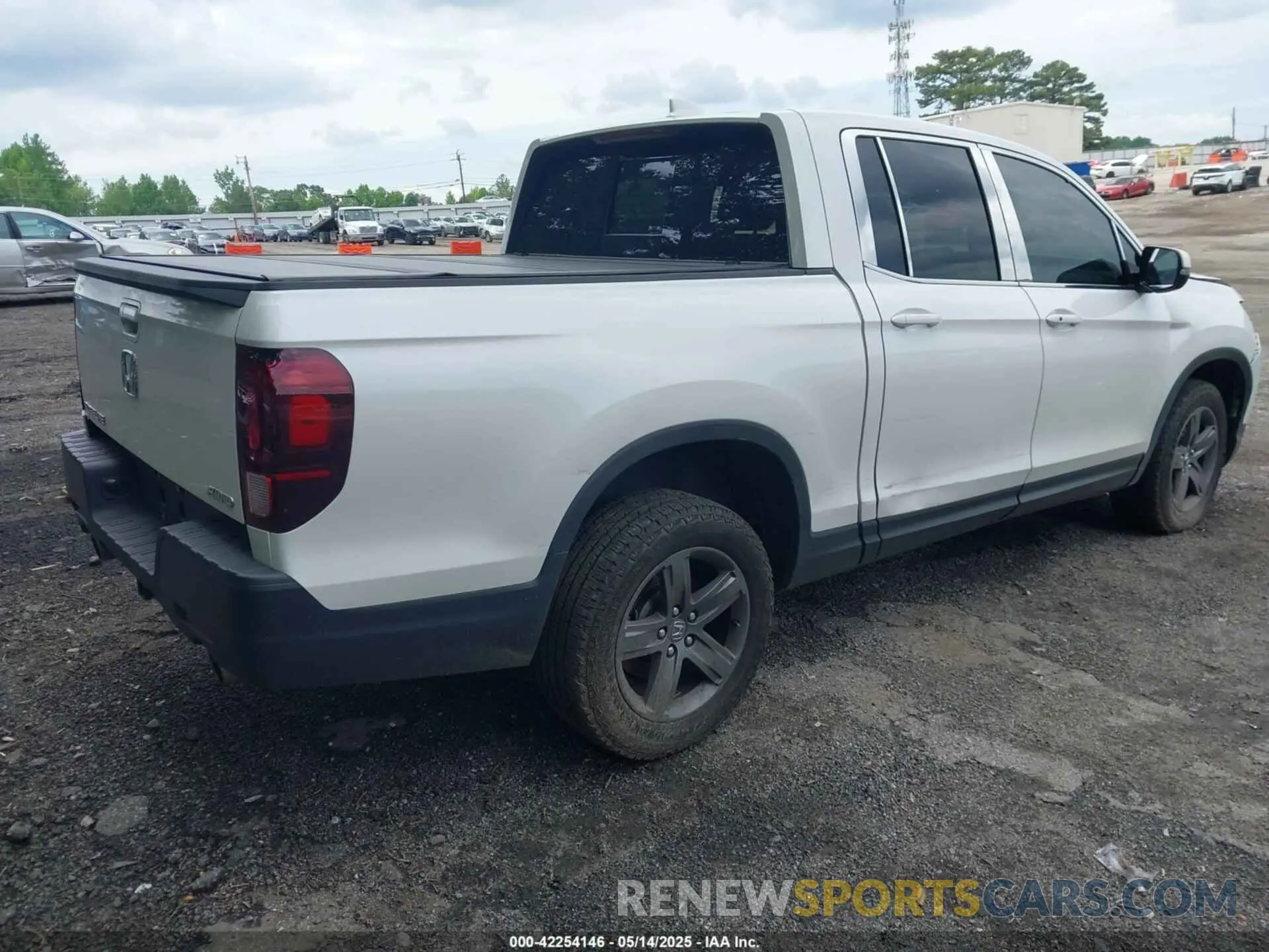 4 fotografías del automóvil dañado 5FPYK3F53PB003091 HONDA RIDGELINE 2023