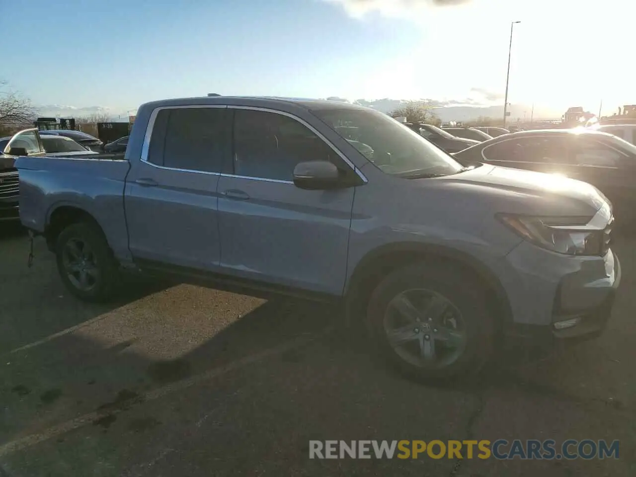 4 fotografías del automóvil dañado 5FPYK3F54PB056592 HONDA RIDGELINE 2023