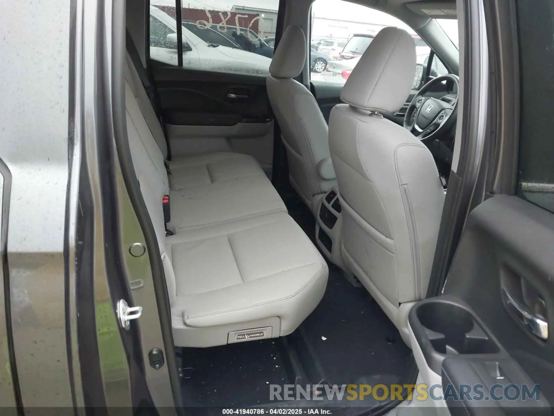 8 fotografías del automóvil dañado 5FPYK3F55PB062403 HONDA RIDGELINE 2023