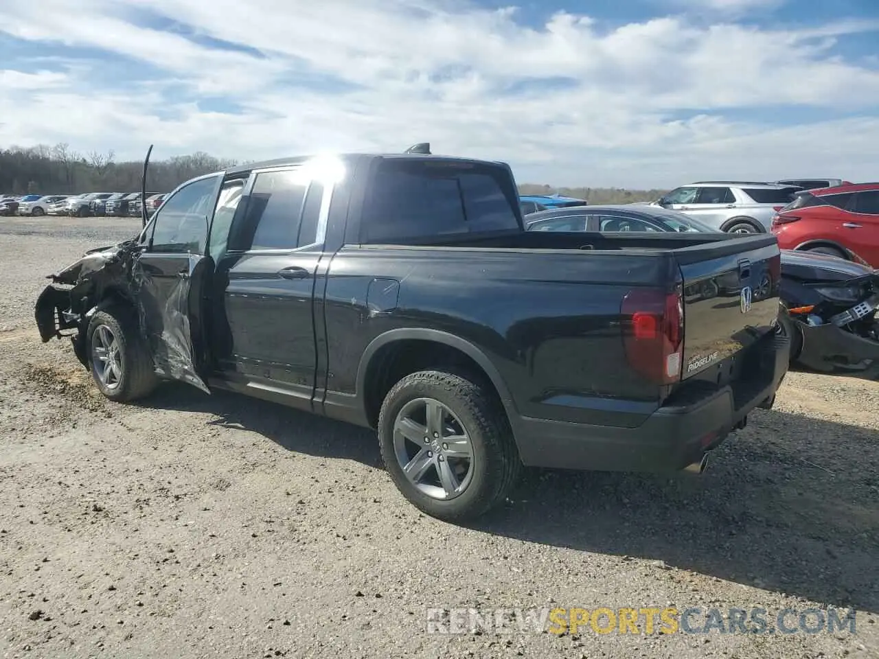 2 fotografías del automóvil dañado 5FPYK3F57PB035588 HONDA RIDGELINE 2023