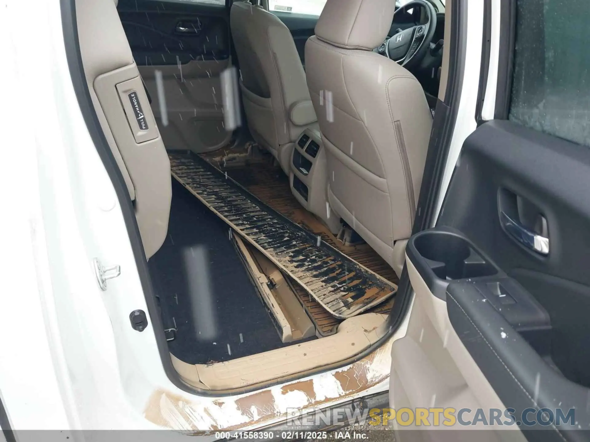 8 fotografías del automóvil dañado 5FPYK3F59PB054823 HONDA RIDGELINE 2023