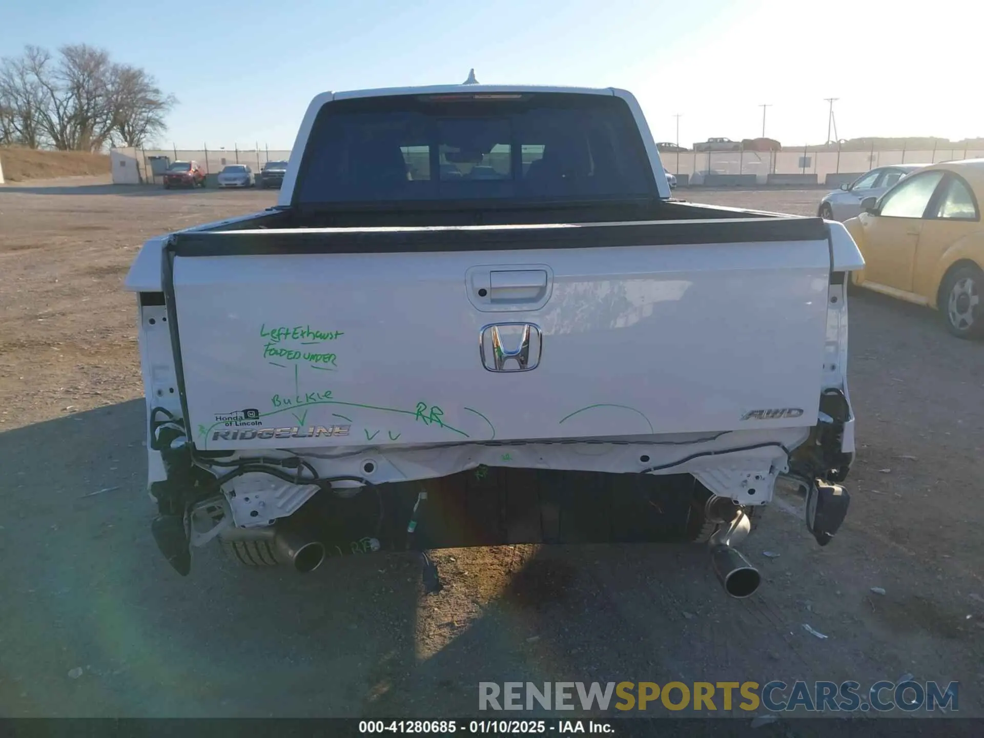 17 fotografías del automóvil dañado 5FPYK3F5XPB068729 HONDA RIDGELINE 2023