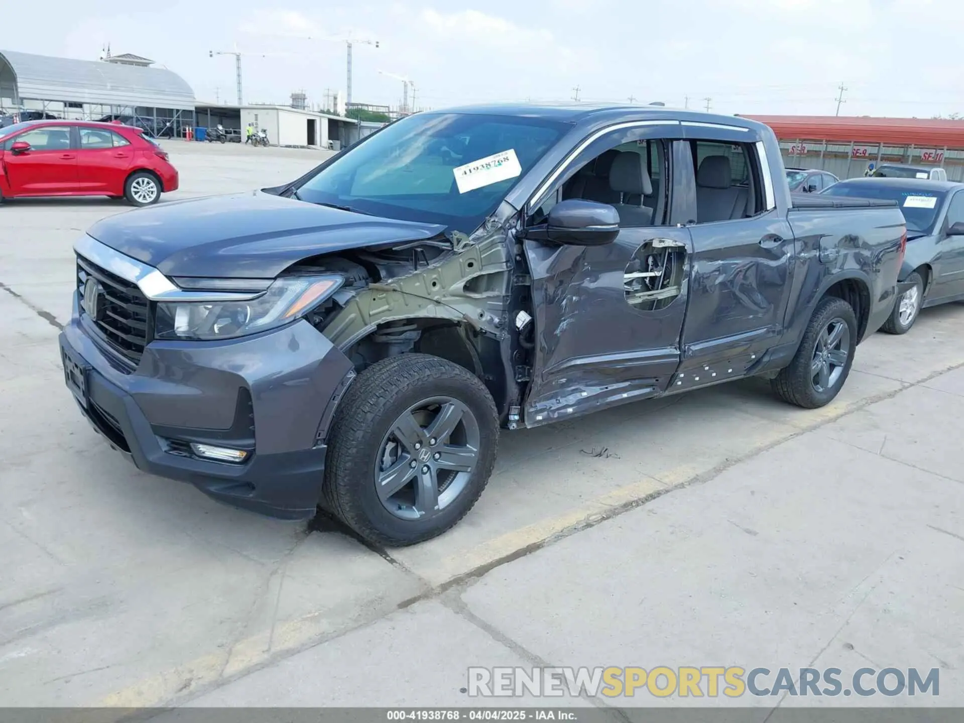 2 fotografías del automóvil dañado 5FPYK3F74PB010763 HONDA RIDGELINE 2023